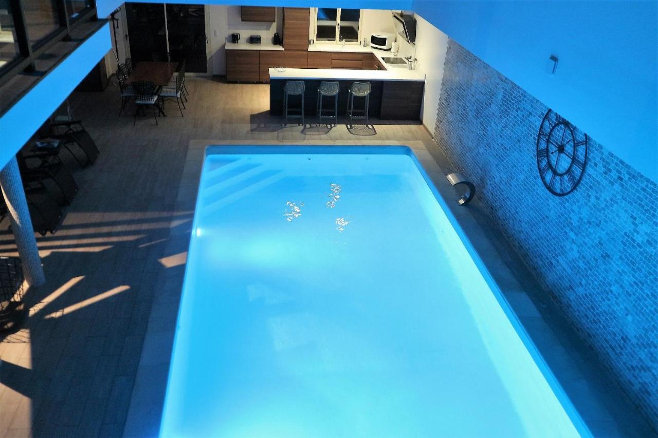 Gite Jet D'Eau Avec Piscine Interieure 30 Minutes Versailles Montainville  Exteriör bild